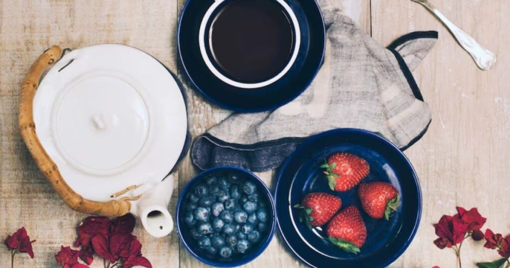 #2 Vintage Teacups_ An Essential Food Photography Prop